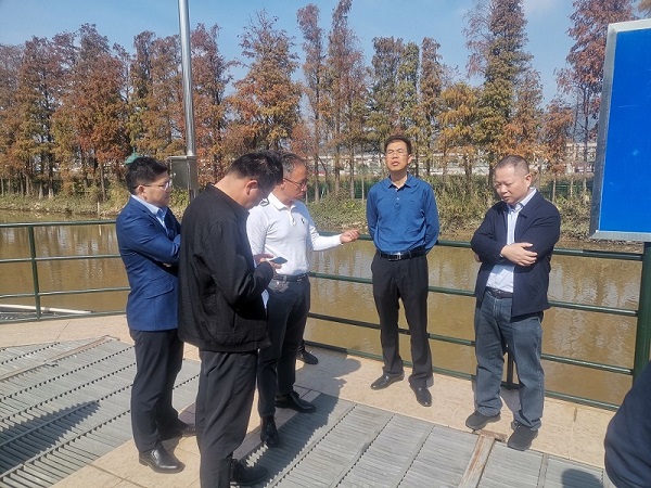 省领导来现场调研抗咸